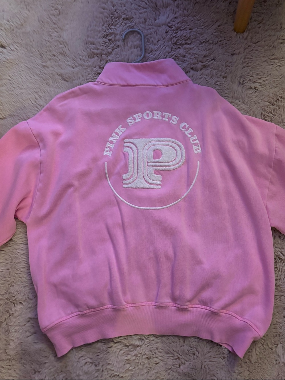 Victoria’s Secret PINK Pink Embroidered sweatshirt!